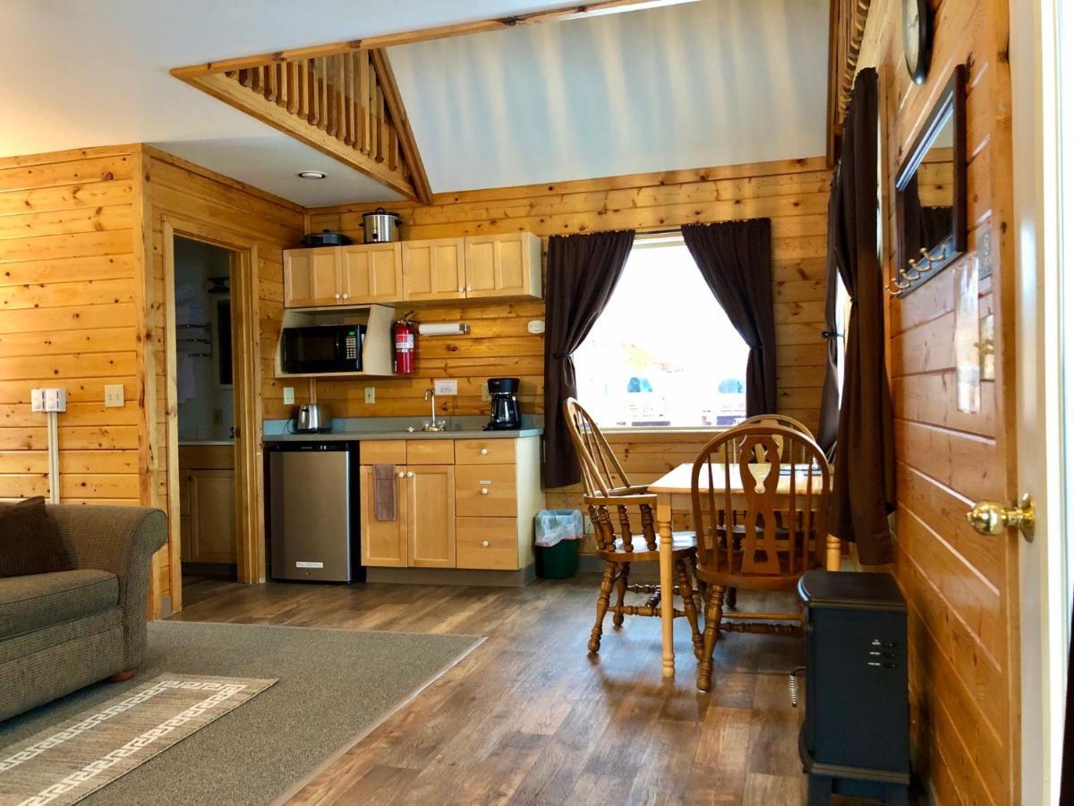 Susitna River Lodging, Riverside Cabins Talkeetna Εξωτερικό φωτογραφία